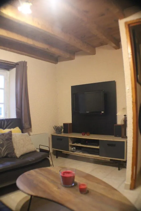 Holiday home Vakantiehuis Le Vieux Tilleul Pionsat